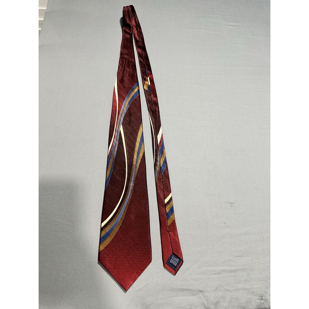 VTG‎ Andrew Fezza Maroon Geometric Swirl Silk Necktie